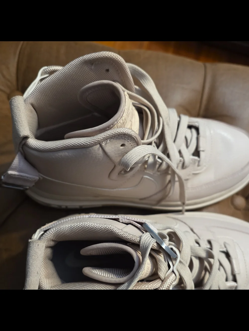 Nike Women's High-Top Athletic Boots in Light Beige